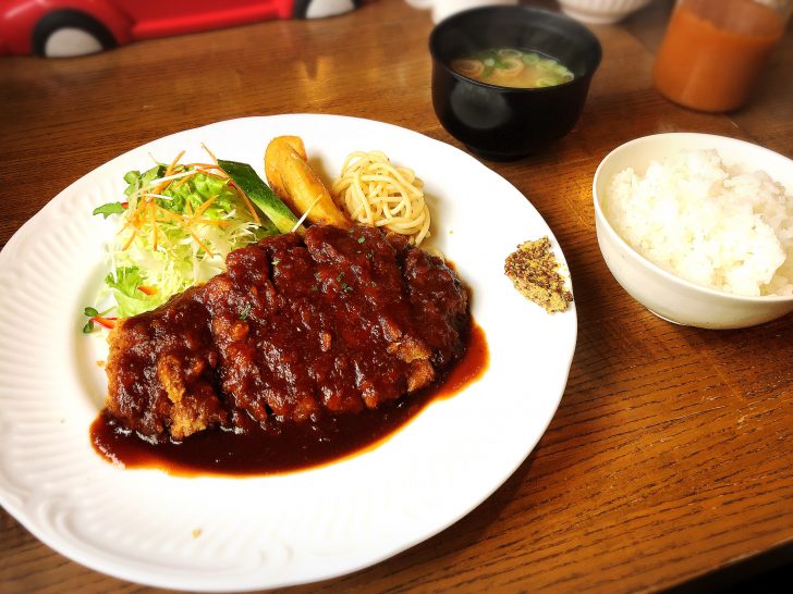 神辺町道上に絶品ランチが食べれる 洋食工房くつろぎ の極上ポークカツがうわー アルキニスト